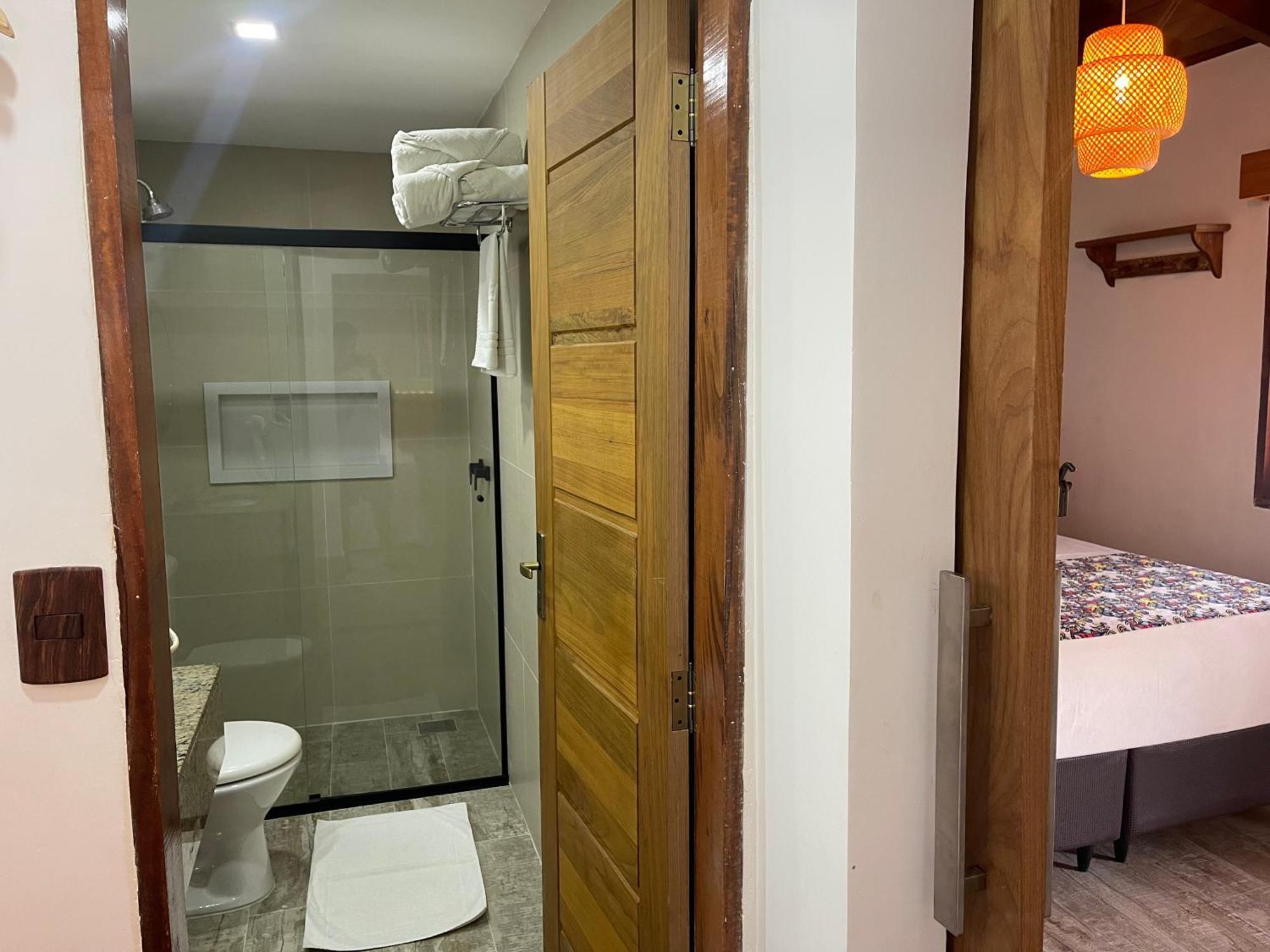 Hotel Village Enseada Ubatuba Bagian luar foto